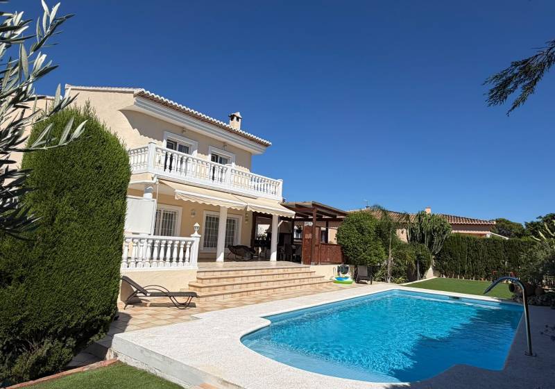 Villa - Resale Property - Calpe - Cometa-Carrio